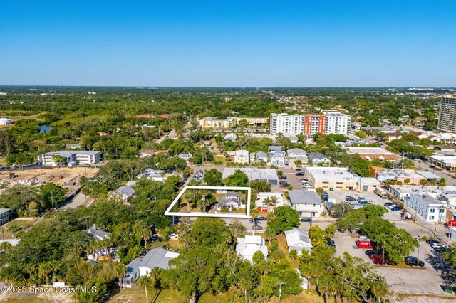 2106 Vernon Place, Melbourne, FL 32901