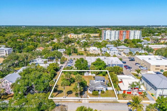 2106 Vernon Place, Melbourne, FL 32901