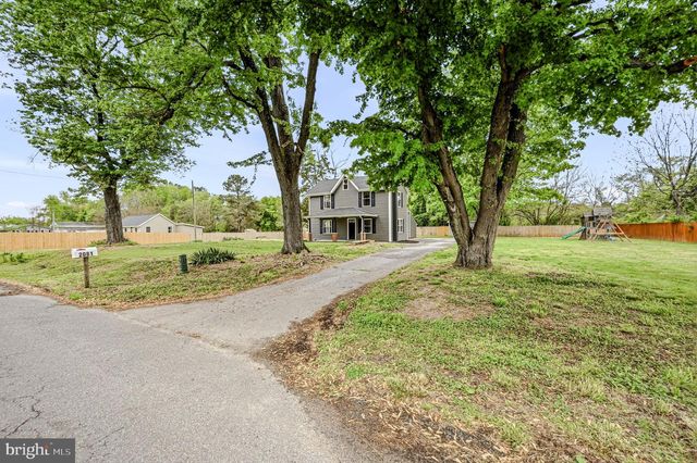 2081 DOWNS CHAPEL RD, Clayton, DE 19938