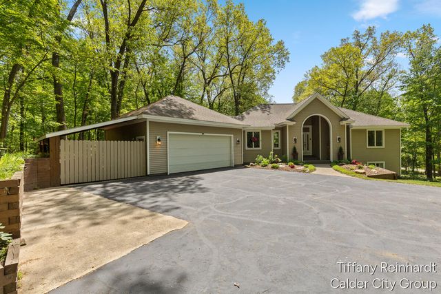 2760 Tyler Trail, Lowell, MI 49331