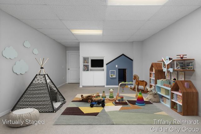 2760 Tyler Trail, Lowell, MI 49331