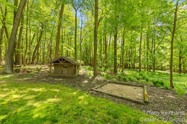 2760 Tyler Trail, Lowell, MI 49331