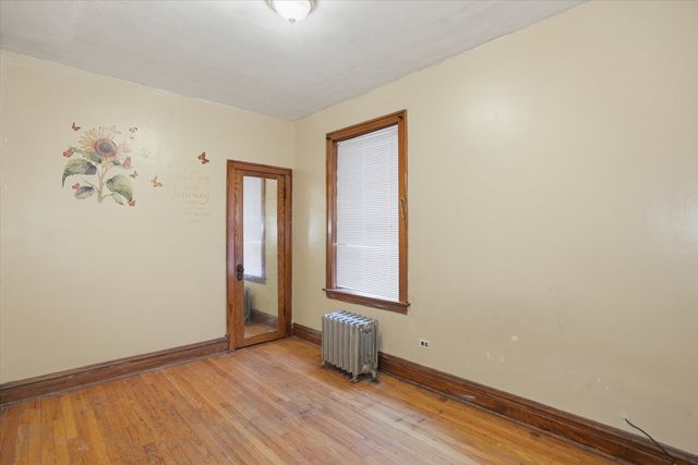 6734 S Maplewood Avenue, Chicago, IL 60629