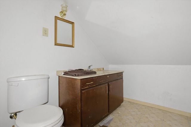 6734 S Maplewood Avenue, Chicago, IL 60629