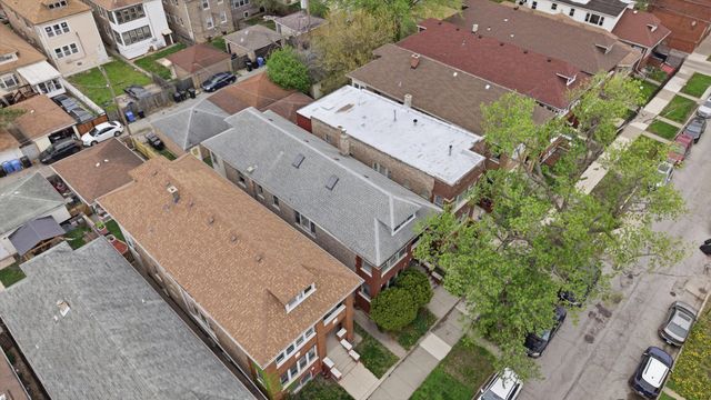 6734 S Maplewood Avenue, Chicago, IL 60629