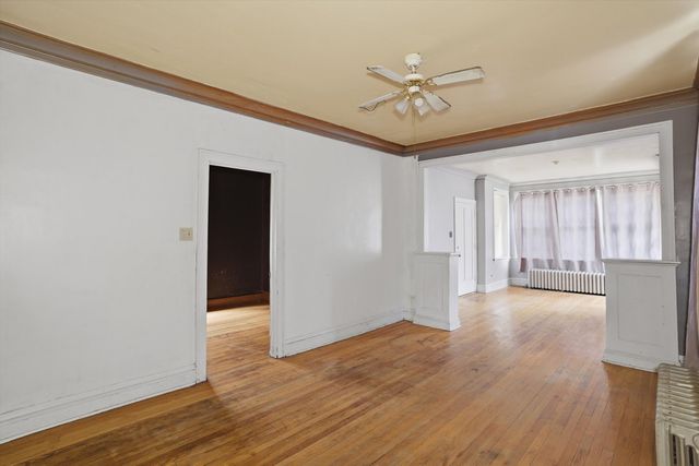 6734 S Maplewood Avenue, Chicago, IL 60629