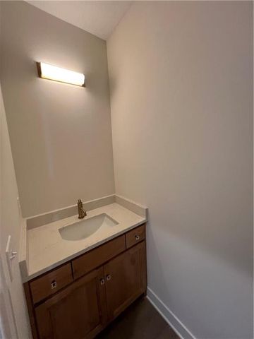 17825 Rainbow Boulevard, Overland Park, KS 66085