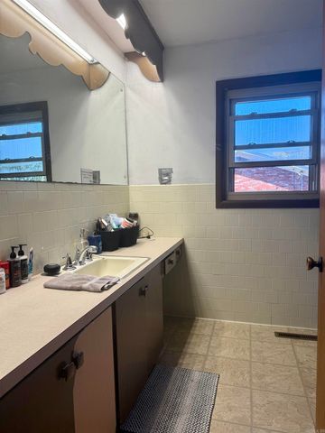 504 N Montgomery Street, Clarksville, AR 72830