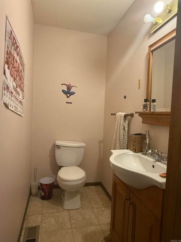 504 N Montgomery Street, Clarksville, AR 72830