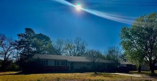 504 N Montgomery Street, Clarksville, AR 72830