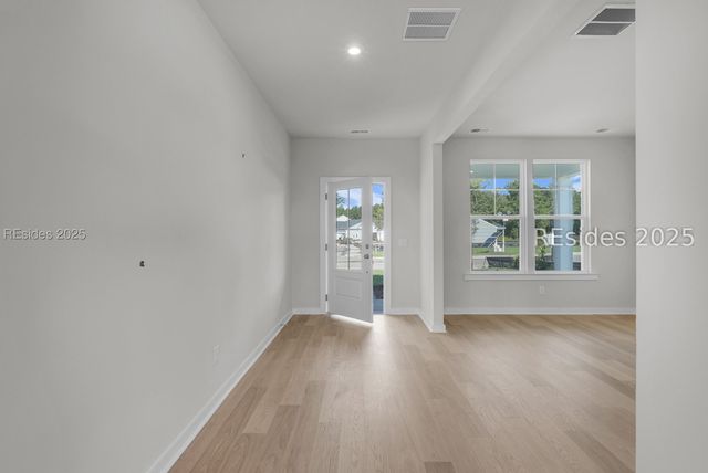 81 Gun Powder Ct, Ridgeland, SC 29936