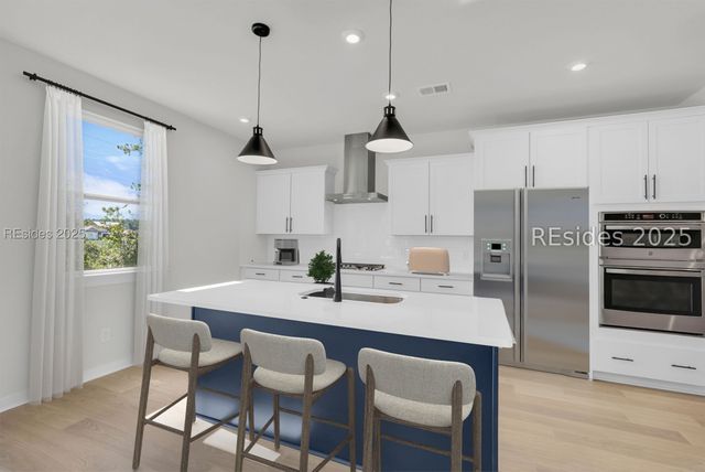 81 Gun Powder Ct, Ridgeland, SC 29936