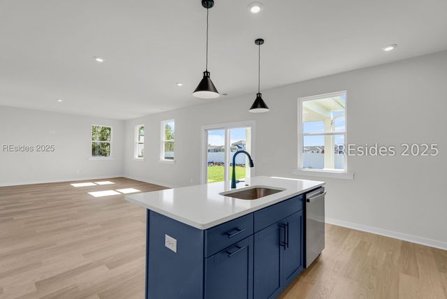 81 Gun Powder Ct, Ridgeland, SC 29936