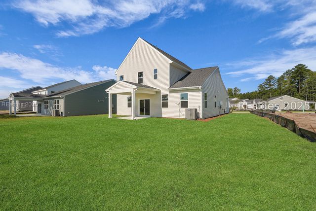 81 Gun Powder Ct, Ridgeland, SC 29936