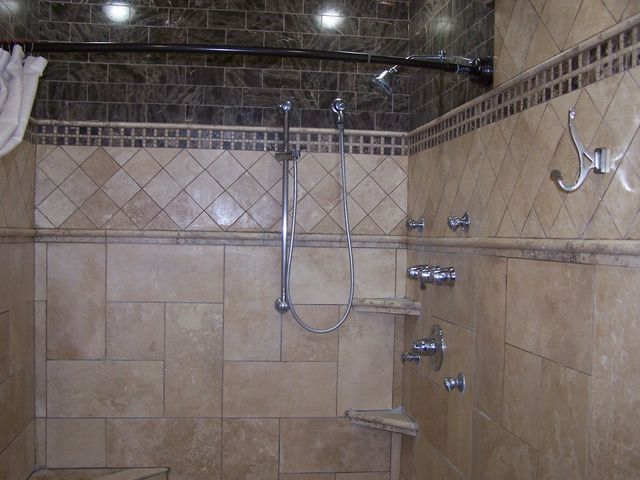 1709 Rogers Avenue, Mchenry, IL 60050