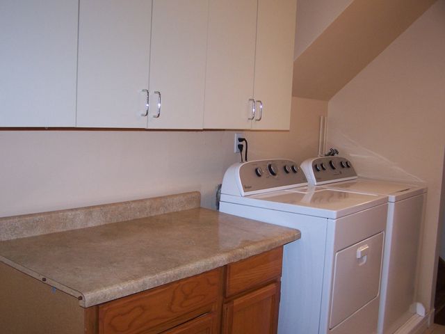 1709 Rogers Avenue, Mchenry, IL 60050