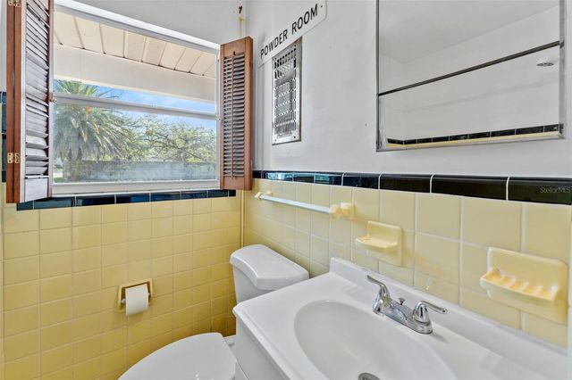 544 SEVERN AVENUE, Tampa, FL 33606