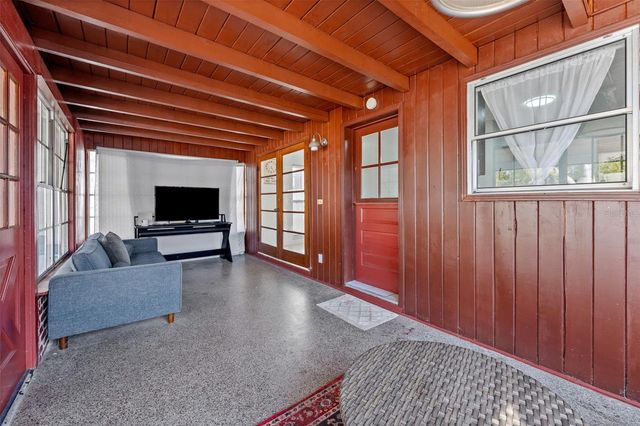 544 SEVERN AVENUE, Tampa, FL 33606