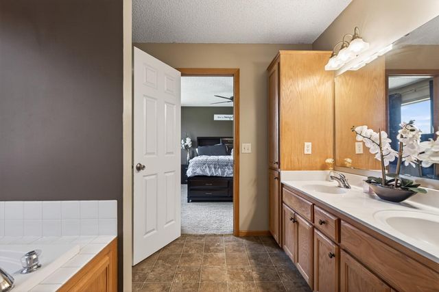 4831 187th Street W, Farmington, MN 55024