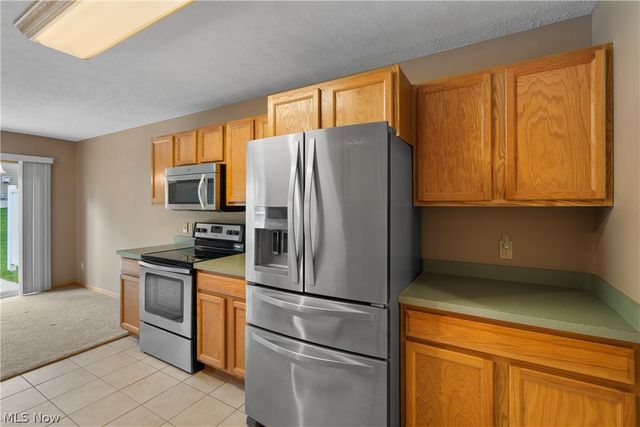 3068 Somerset Drive, Akron, OH 44312