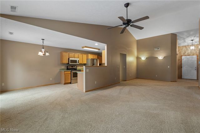 3068 Somerset Drive, Akron, OH 44312