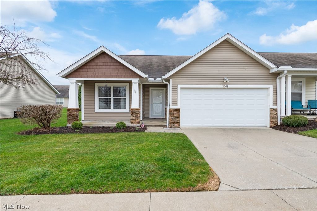 3068 Somerset Drive, Akron, OH 44312