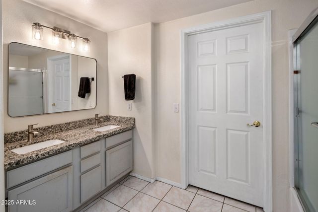 10410 N CAVE CREEK Road 1115, Phoenix, AZ 85020