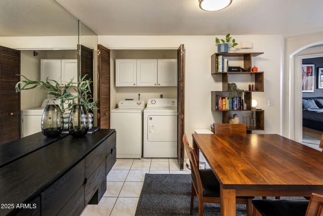 10410 N CAVE CREEK Road 1115, Phoenix, AZ 85020