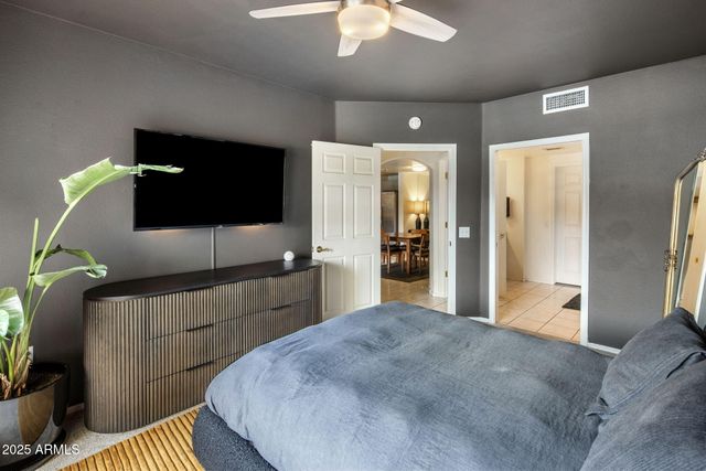 10410 N CAVE CREEK Road 1115, Phoenix, AZ 85020