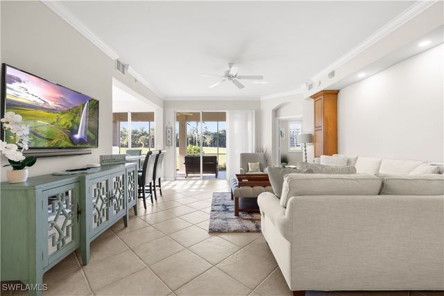 1635 Winding Oaks WAY 101, Naples, FL 34109