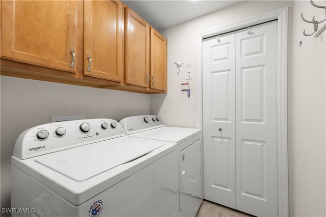 1635 Winding Oaks WAY 101, Naples, FL 34109