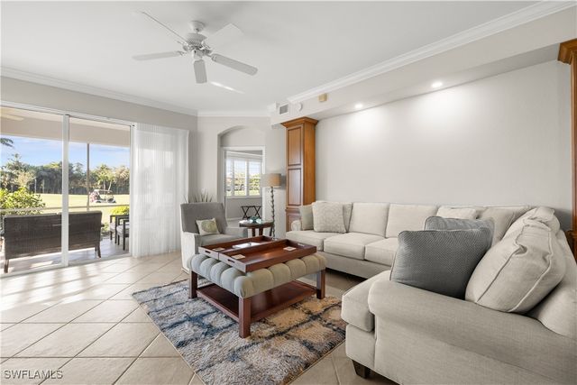 1635 Winding Oaks WAY 101, Naples, FL 34109