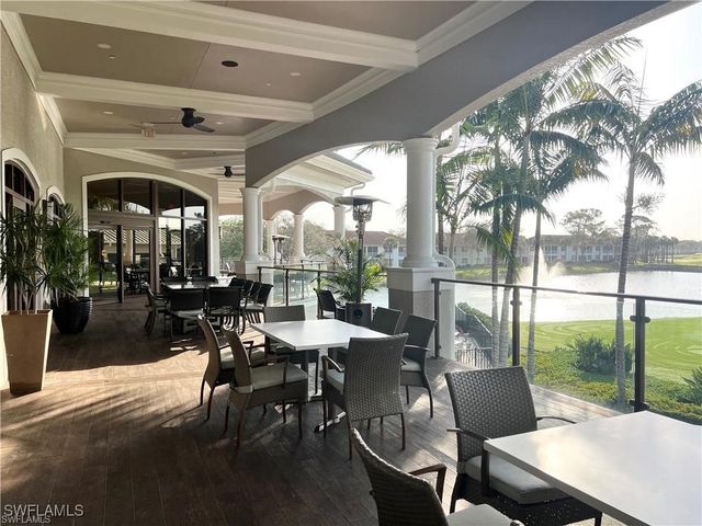 1635 Winding Oaks WAY 101, Naples, FL 34109