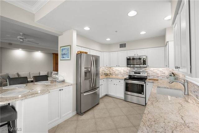 1635 Winding Oaks WAY 101, Naples, FL 34109