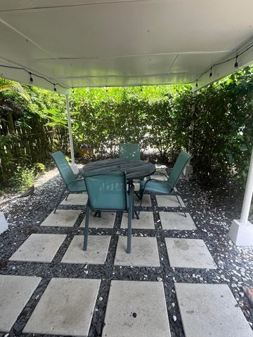 728 TALLADEGA Street, West Palm Beach, FL 33405