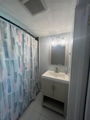 728 TALLADEGA Street, West Palm Beach, FL 33405