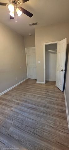 1015 E Cannon Street, Fort Worth, TX 76104