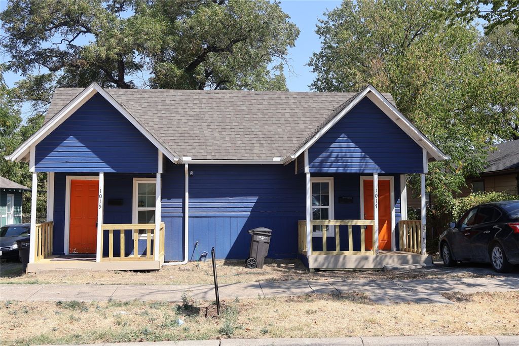 1015 E Cannon Street, Fort Worth, TX 76104