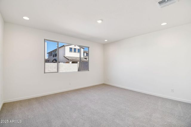 10446 E UPTON Avenue, Mesa, AZ 85212