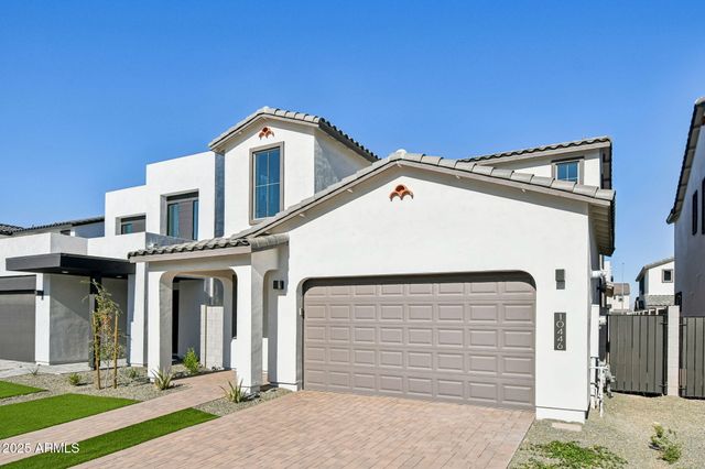 10446 E UPTON Avenue, Mesa, AZ 85212