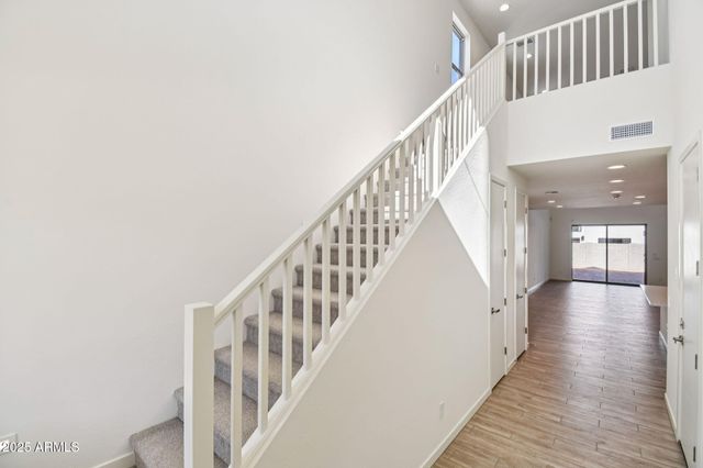 10446 E UPTON Avenue, Mesa, AZ 85212