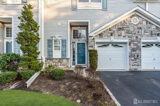 18 BRIDGEPOINTE Drive, South Amboy, NJ 08879