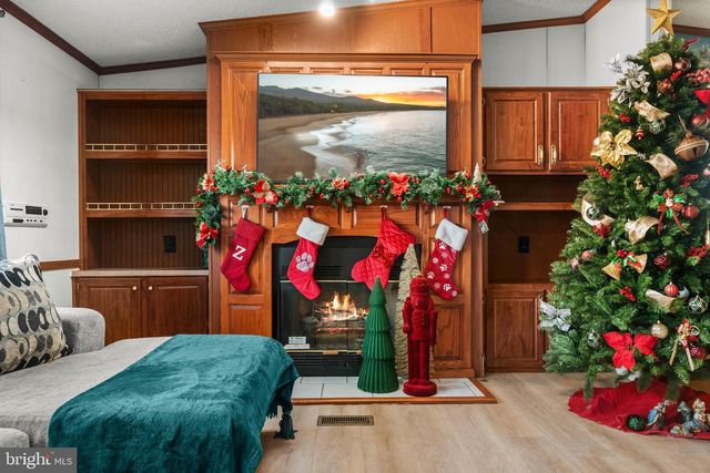 2057 COTTONTAIL LN, Catlett, VA 20119