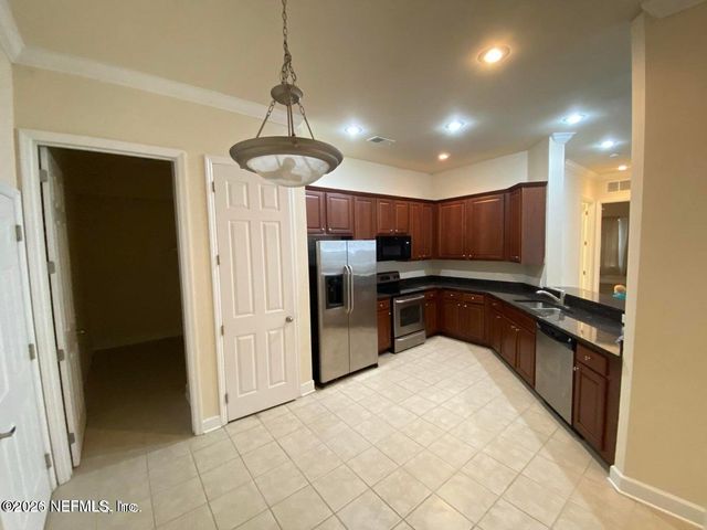 2035 SECRET GARDEN Lane 504, Fleming Island, FL 32003