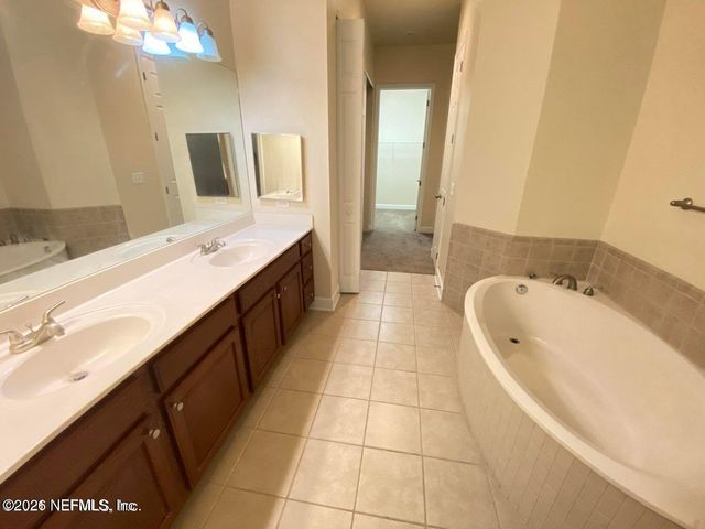 2035 SECRET GARDEN Lane 504, Fleming Island, FL 32003