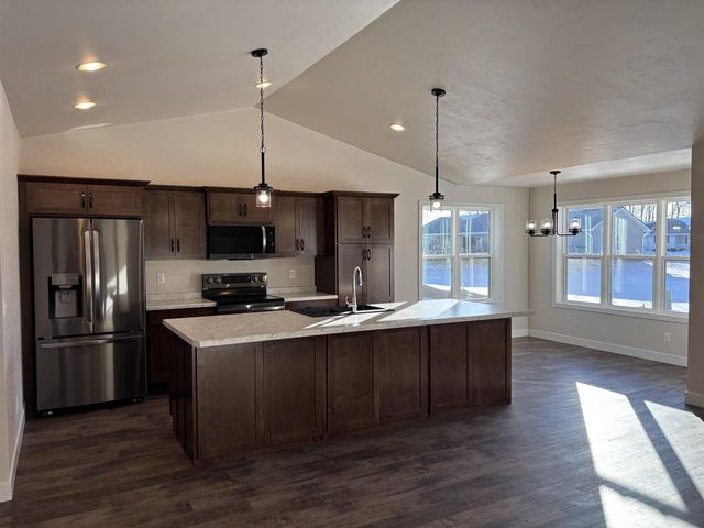 N3919 WETTERING WAY, Kaukauna, WI 54130