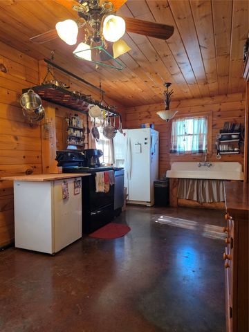 2628 S State Highway 121, Bonham, TX 75418