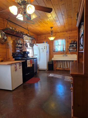 2628 S State Highway 121, Bonham, TX 75418