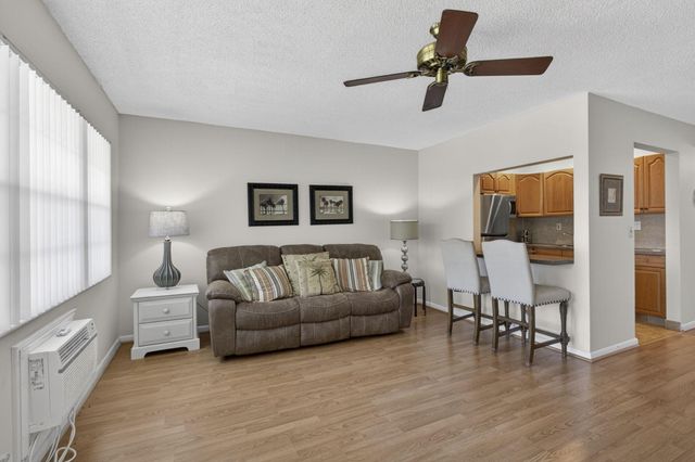 181 Bedford, West Palm Beach, FL 33417