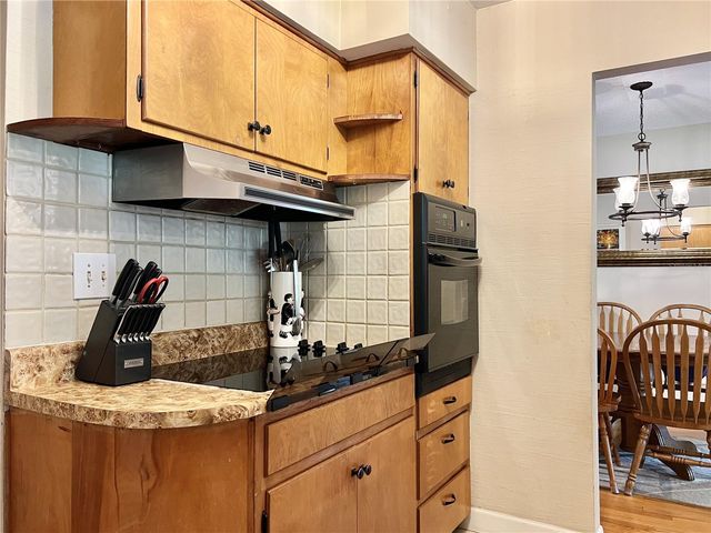 110 GLEN RIDGE AVENUE, Temple Terrace, FL 33617